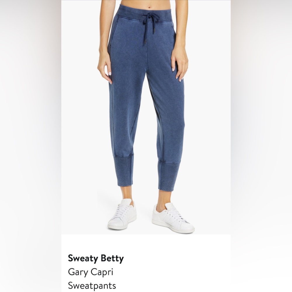 Sweaty Betty Gary capri joggers - size Medium